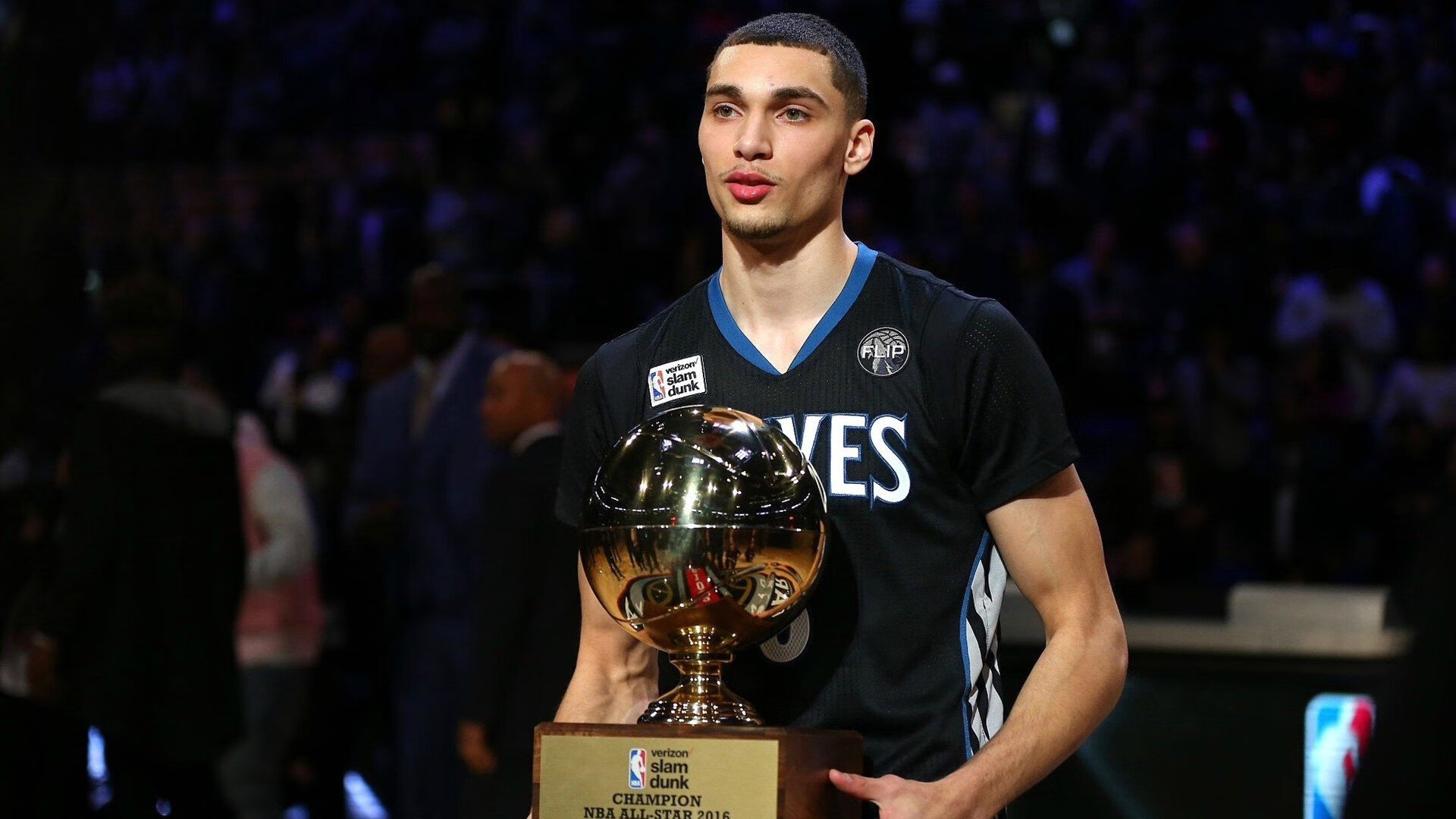 76人新援首秀惊艳，恩比德大赞潜力，76人队恩比德受伤